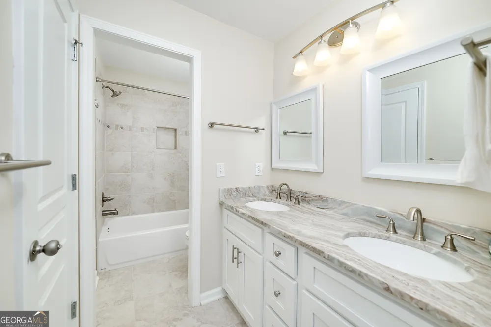 10146 Azalea DR Covington, GA 30014