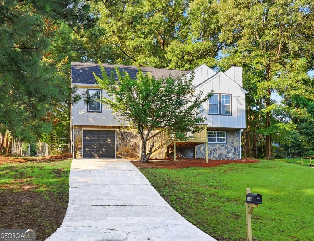 3249 Nogales PL Rex, GA 30273