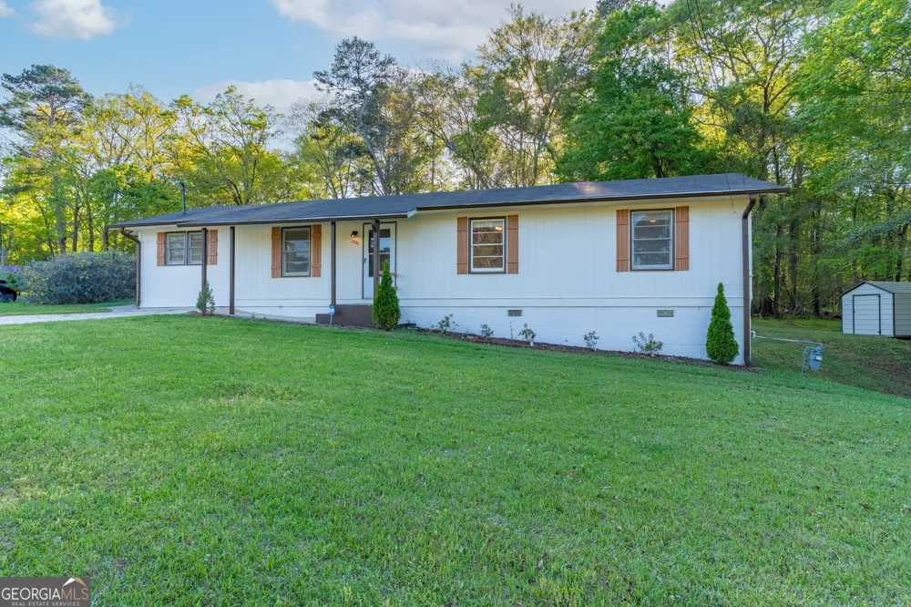 2290 Pinetree LN NE Conyers, GA 30012
