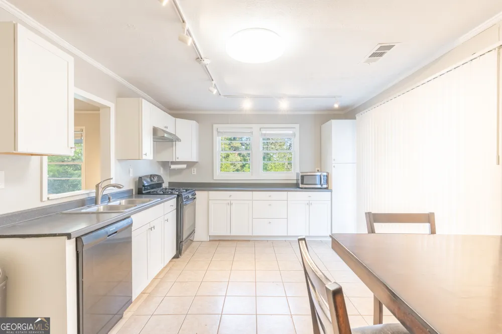 2290 Pinetree LN NE Conyers, GA 30012