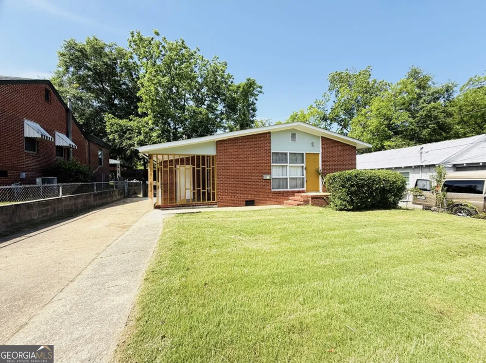 2817 Hood ST Columbus, GA 31906