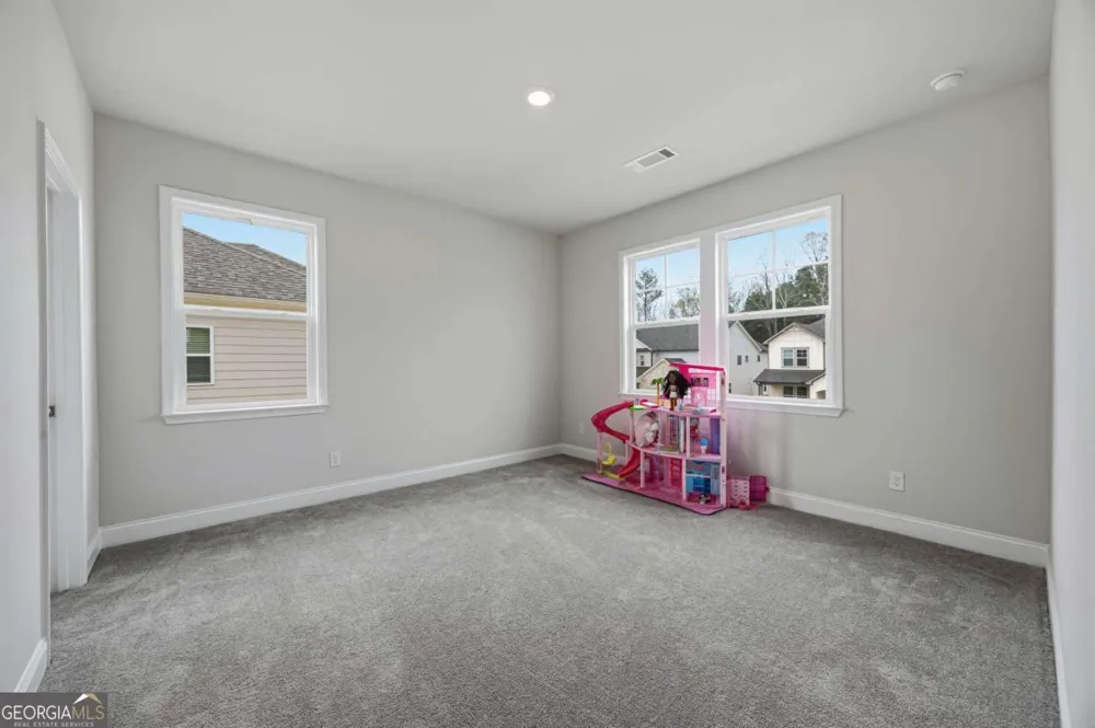 3168 Shirecrest LN Dacula, GA 30019