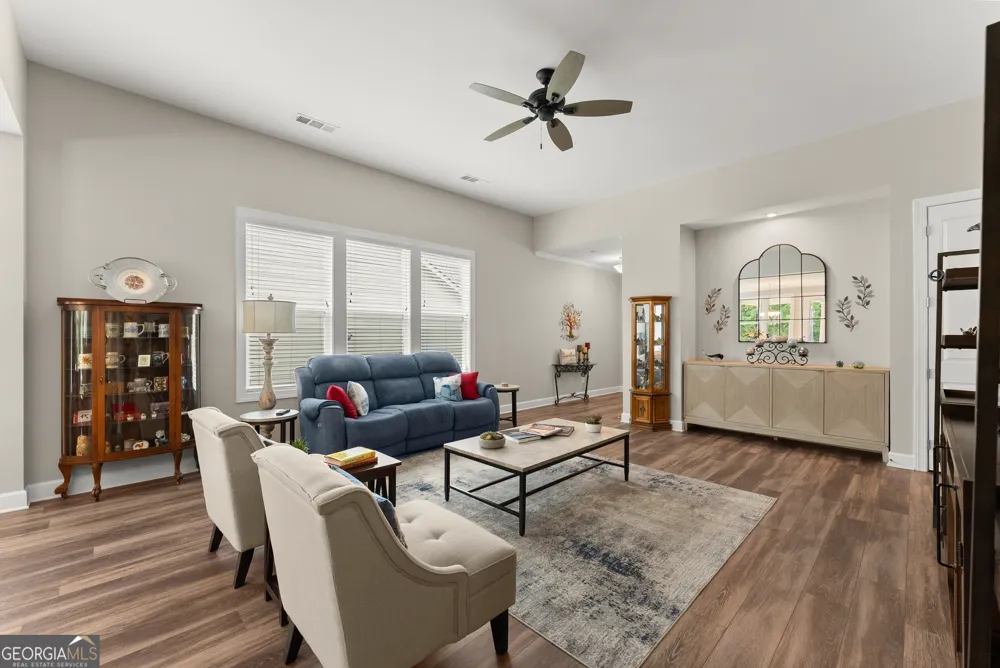 285 Huron LN Hoschton, GA 30548