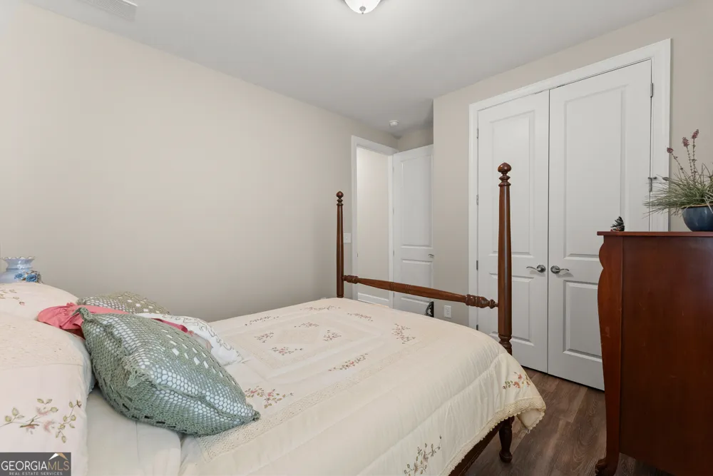 285 Huron LN Hoschton, GA 30548