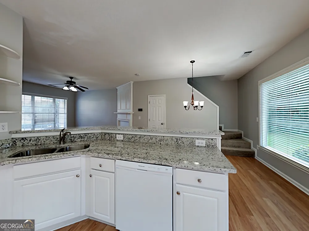 1627 Heyford CIR NW Kennesaw, GA 30152