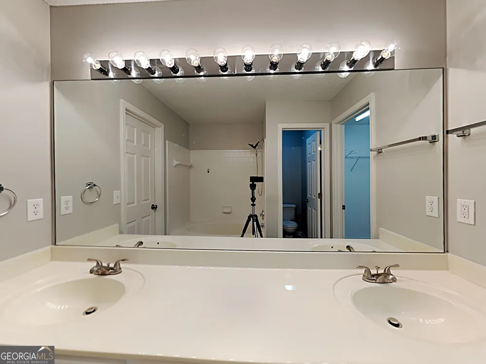 1627 Heyford CIR NW Kennesaw, GA 30152