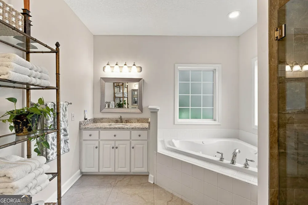 102 Northwind DR Brunswick, GA 31523