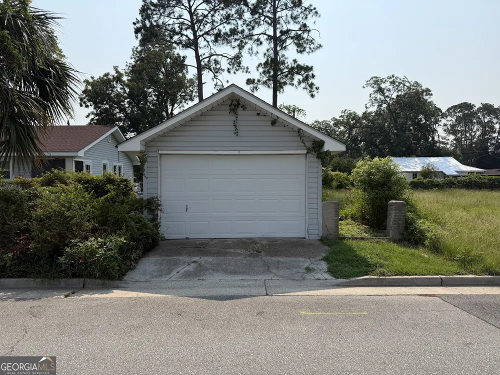 314 W 16th ST Alma, GA 31510