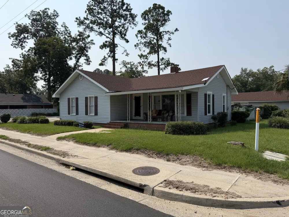 314 W 16th ST Alma, GA 31510