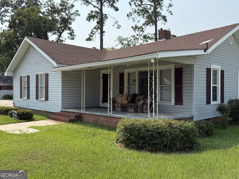 314 W 16th ST Alma, GA 31510