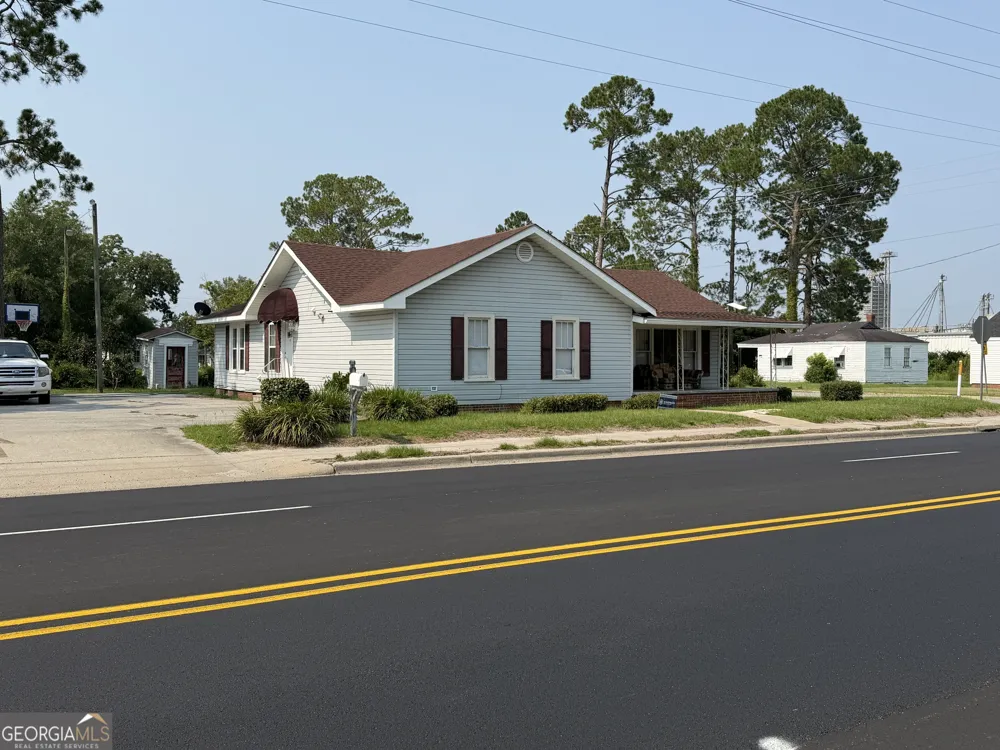 314 W 16th ST Alma, GA 31510
