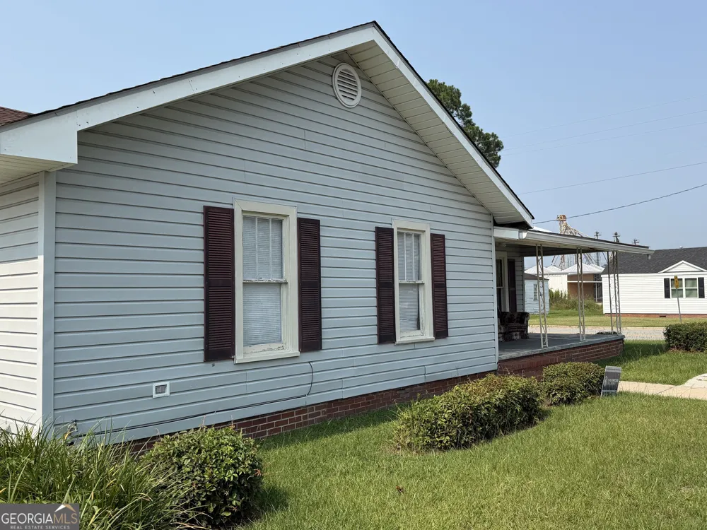 314 W 16th ST Alma, GA 31510