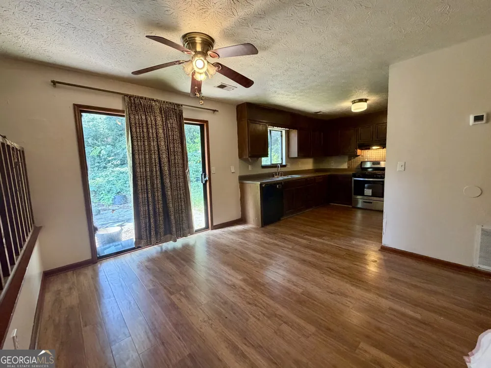 5185 Paisley CT NW Lilburn, GA 30047