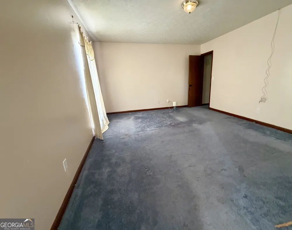 5185 Paisley CT NW Lilburn, GA 30047