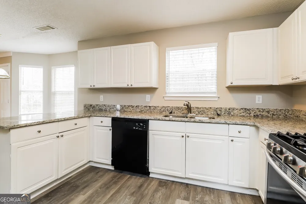 245 Windscape DR Covington, GA 30016