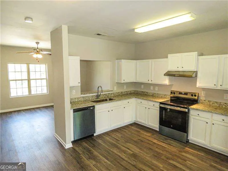 6399 Redan Square Lithonia, GA 30058