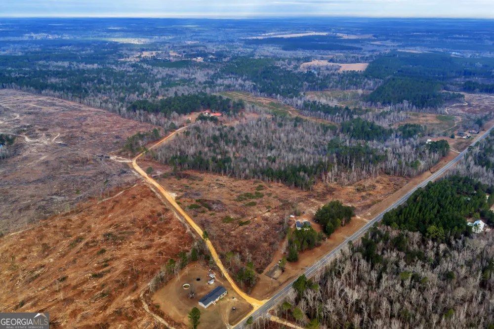 241 Foskey Cemetary RD Adrian, GA 31002
