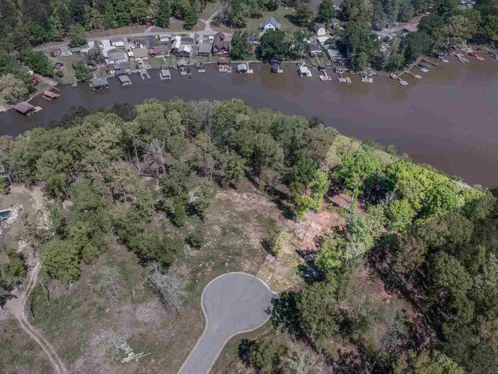 122 River Point RD Jackson, GA 30233