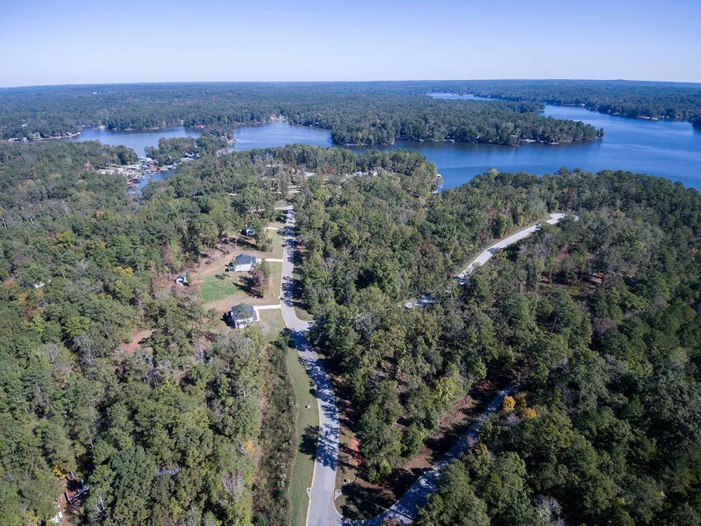 122 River Point RD Jackson, GA 30233