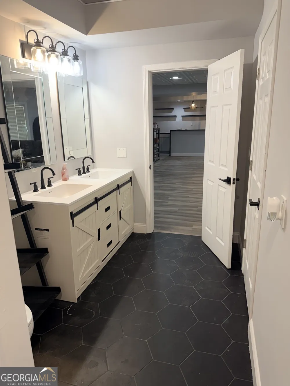 6048 Golf View XING Locust Grove, GA 30248