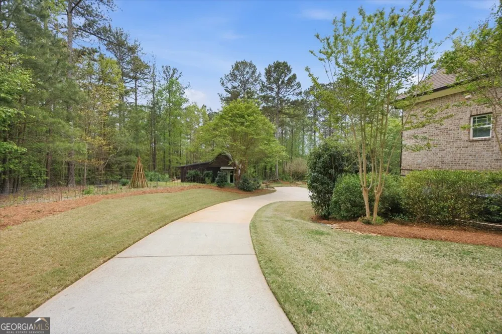 111 Piedmont CIR Forsyth, GA 31029