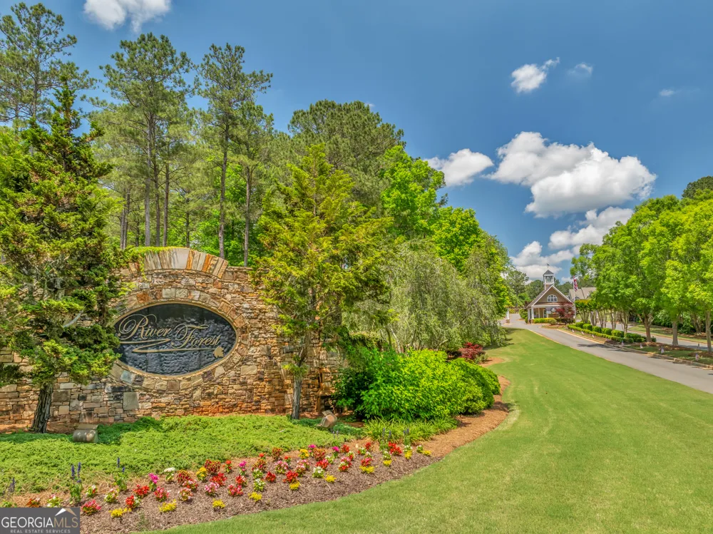 111 Piedmont CIR Forsyth, GA 31029
