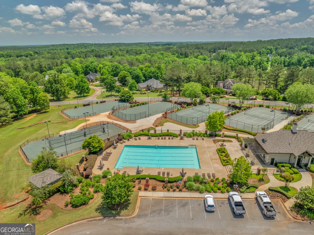 111 Piedmont CIR Forsyth, GA 31029