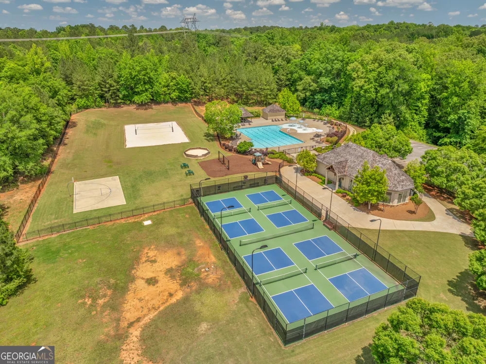 111 Piedmont CIR Forsyth, GA 31029