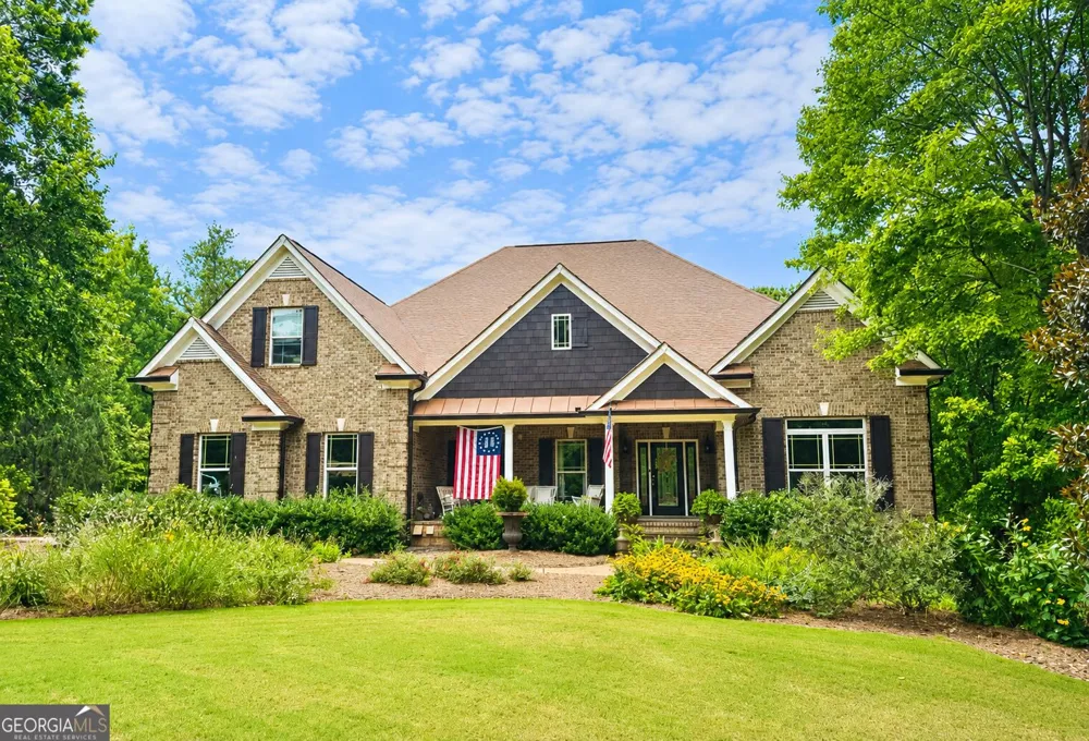 111 Piedmont CIR Forsyth, GA 31029