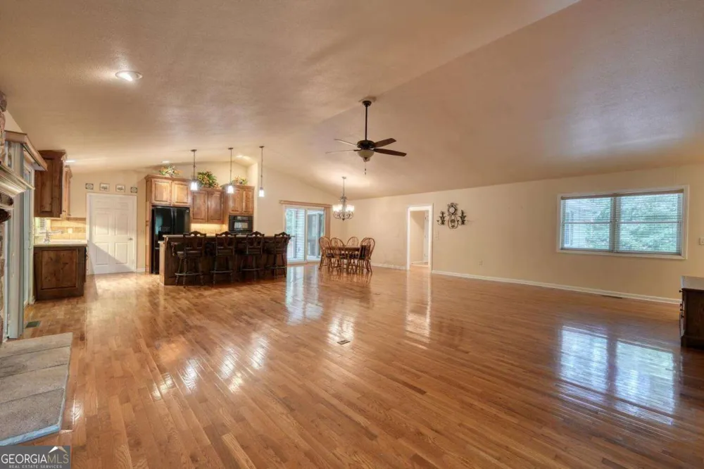 2087 Wood Lake LN Young Harris, GA 30582