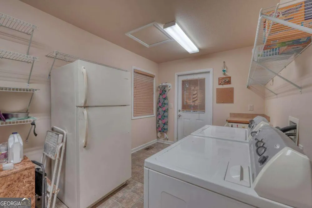 2087 Wood Lake LN Young Harris, GA 30582