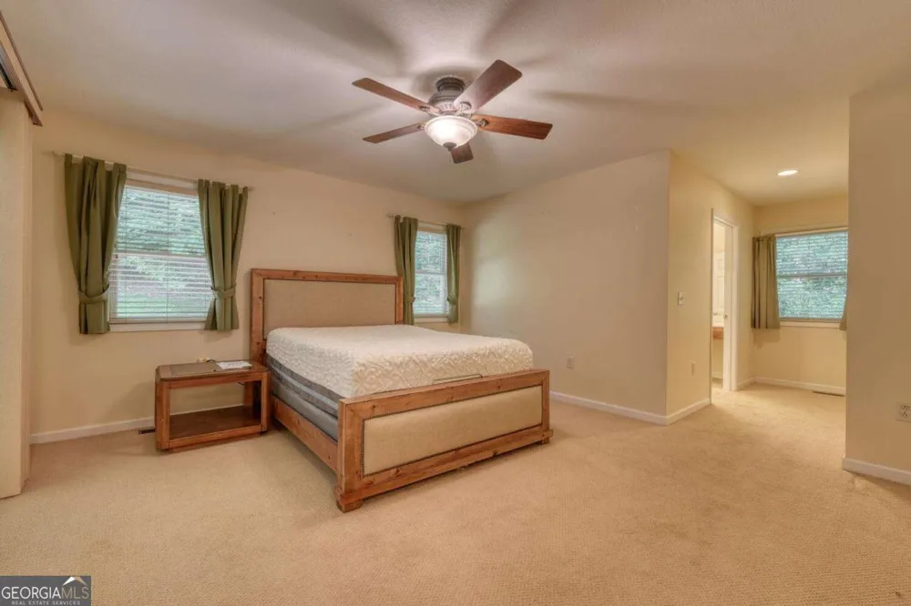 2087 Wood Lake LN Young Harris, GA 30582