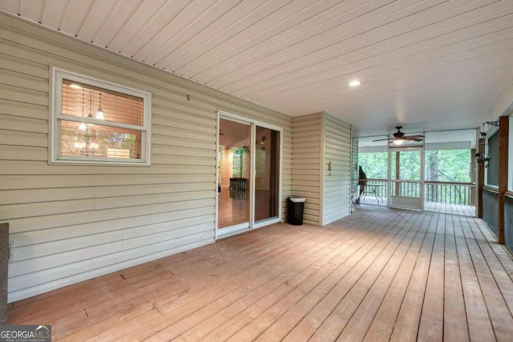 2087 Wood Lake LN Young Harris, GA 30582