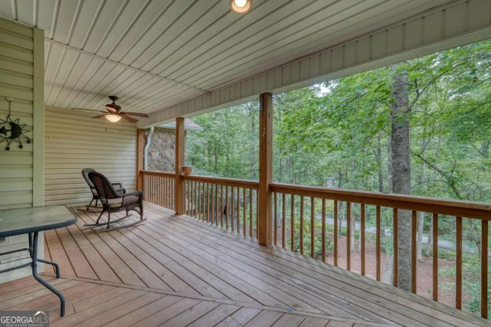 2087 Wood Lake LN Young Harris, GA 30582