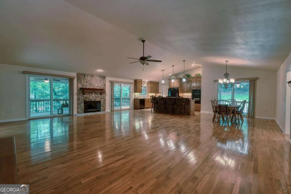 2087 Wood Lake LN Young Harris, GA 30582