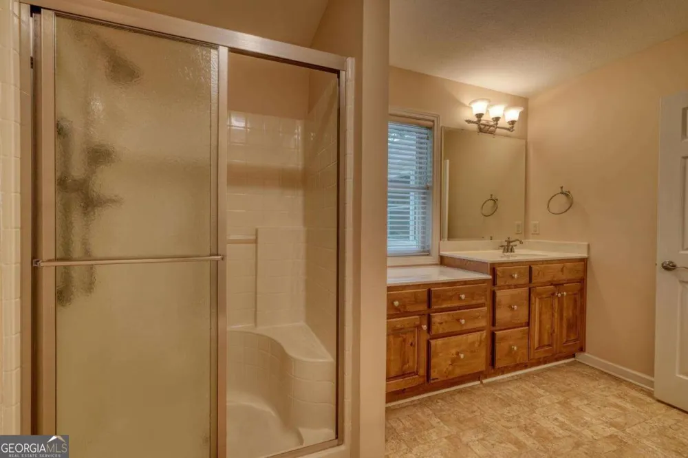 2087 Wood Lake LN Young Harris, GA 30582