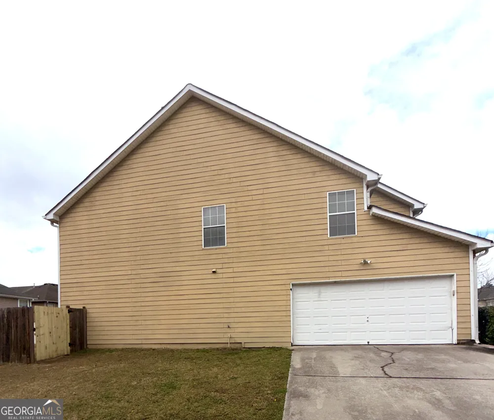 620 Superior WAY Fairburn, GA 30213