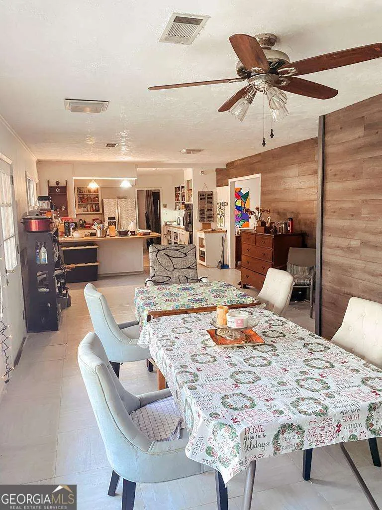 172 W Leo Trapnell AVE Lyons, GA 30436