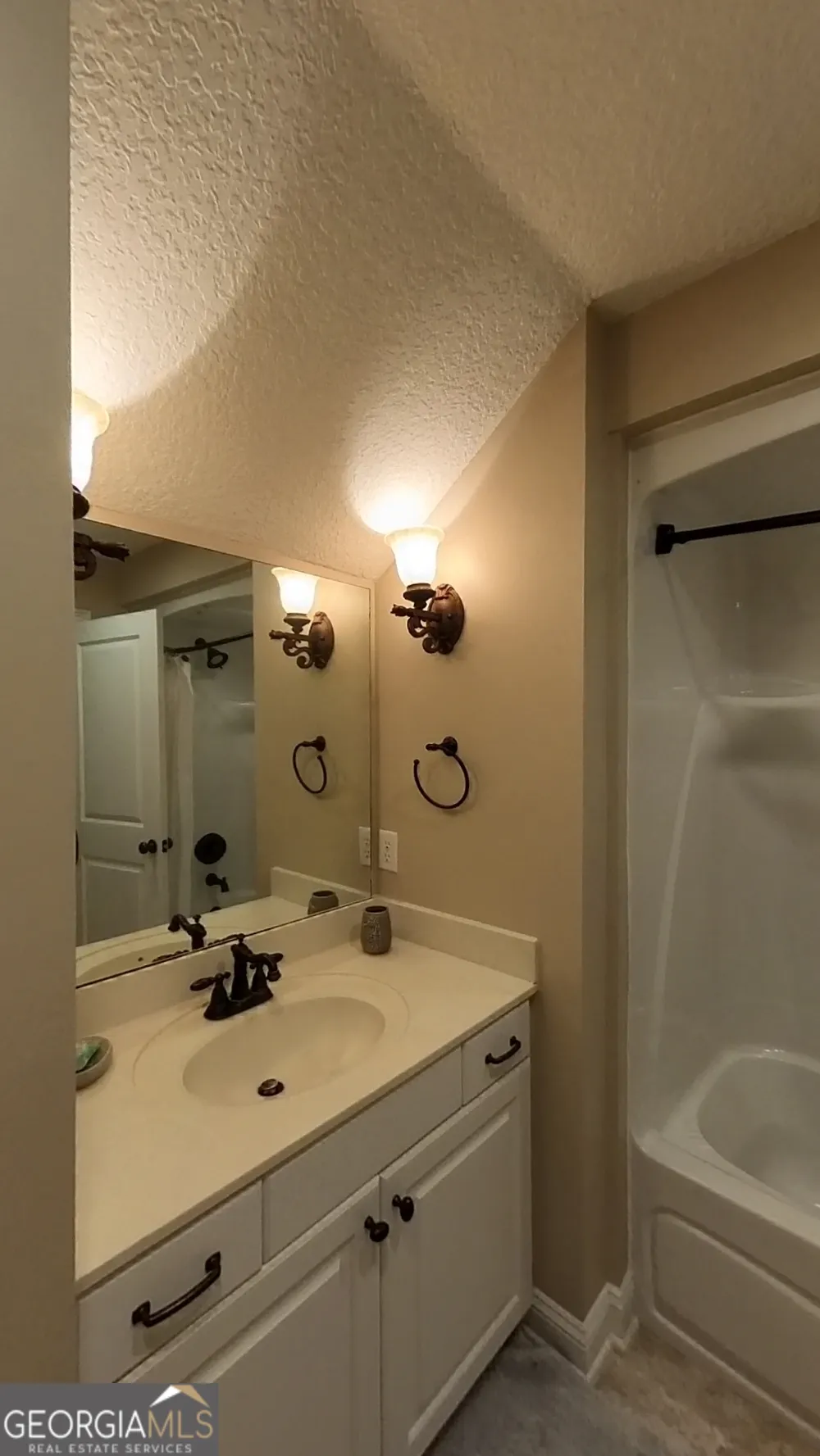 11 Gray Wolf DR Brunswick, GA 31525
