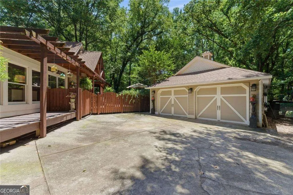 1042 Bailey RD Woodstock, GA 30188
