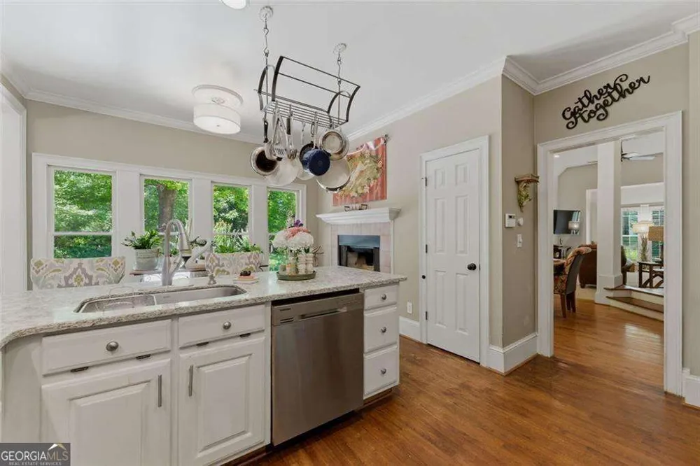 1042 Bailey RD Woodstock, GA 30188