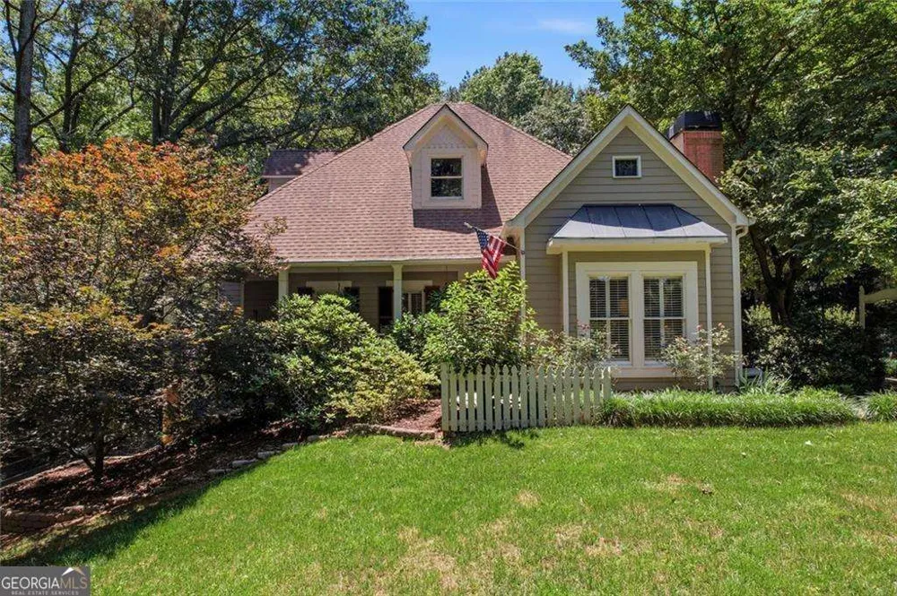 1042 Bailey RD Woodstock, GA 30188