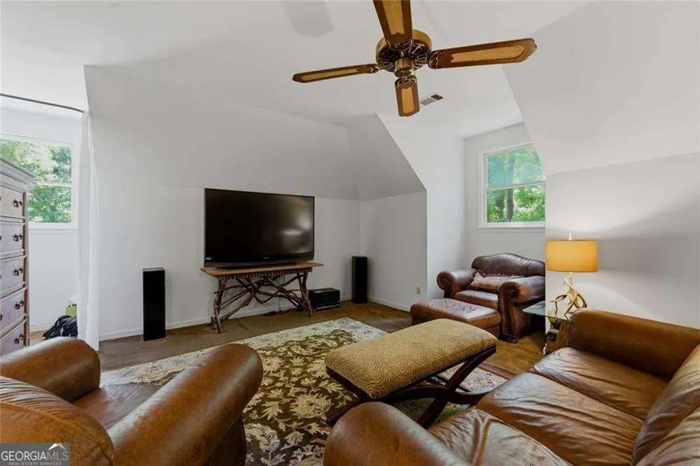 1042 Bailey RD Woodstock, GA 30188