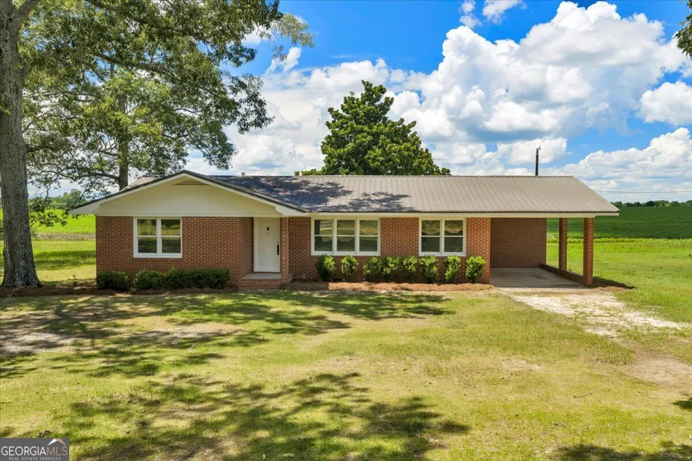 119 Haywood McDonald RD Cochran, GA 31014