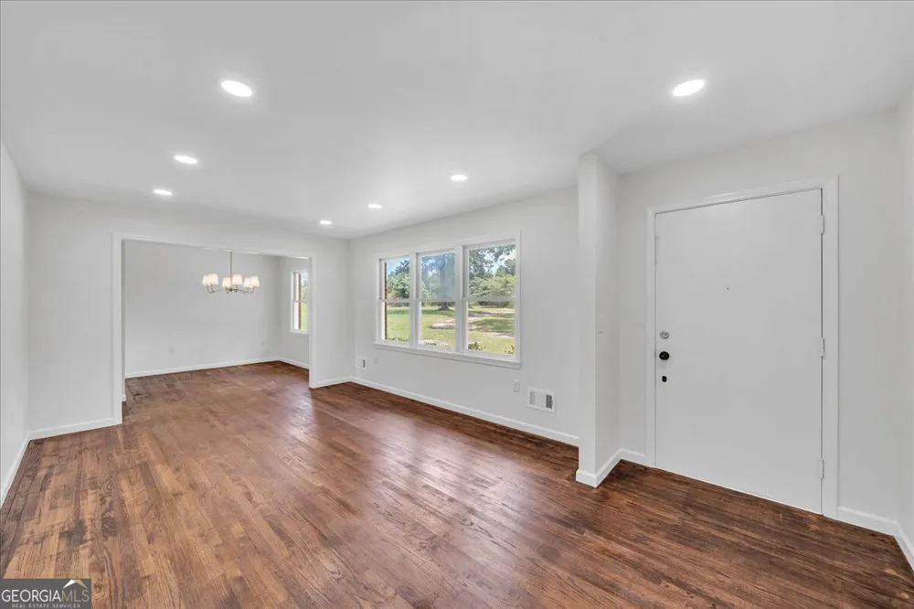 119 Haywood McDonald RD Cochran, GA 31014