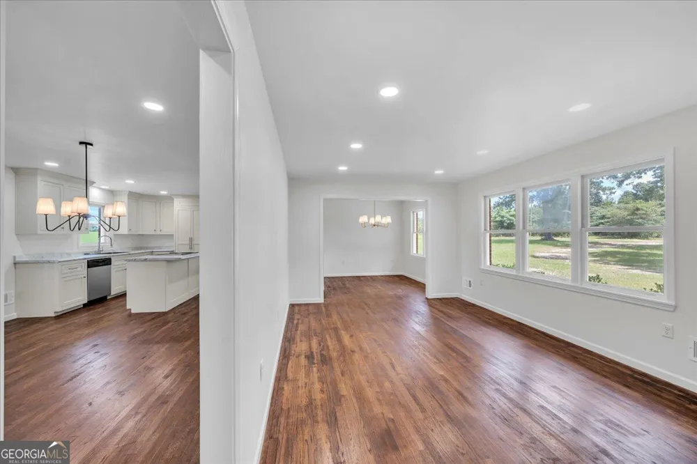 119 Haywood McDonald RD Cochran, GA 31014