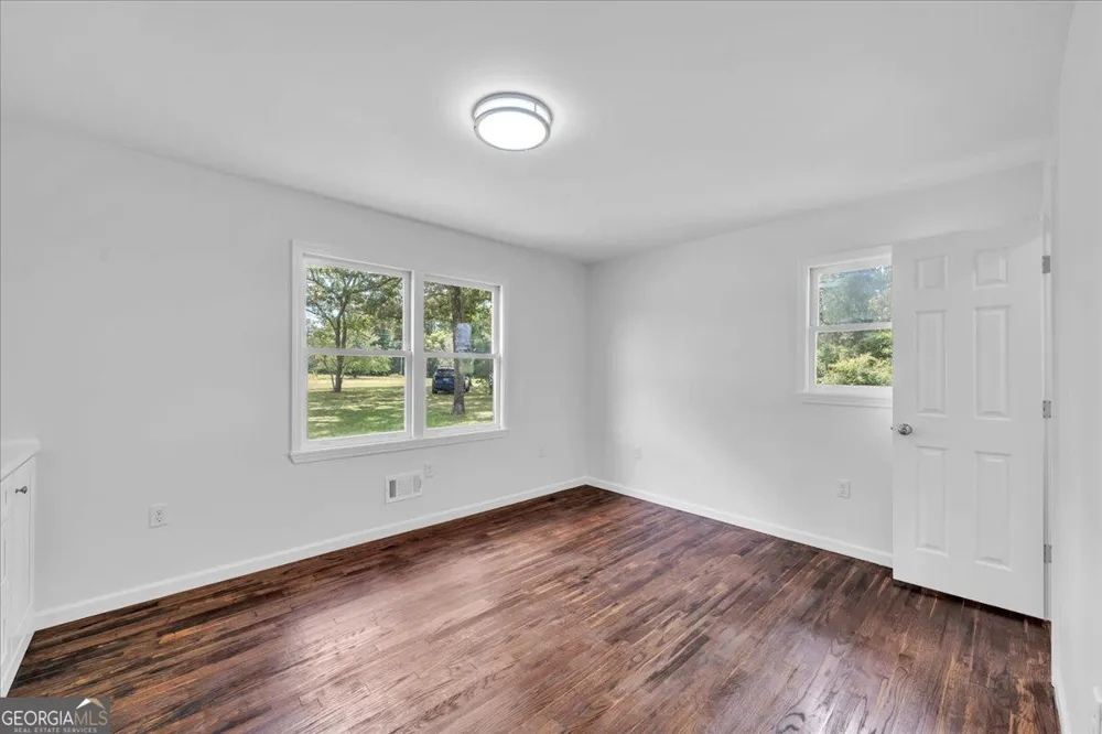 119 Haywood McDonald RD Cochran, GA 31014