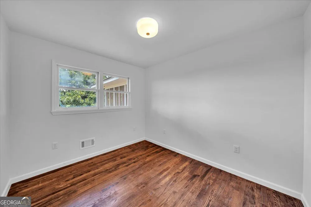 119 Haywood McDonald RD Cochran, GA 31014