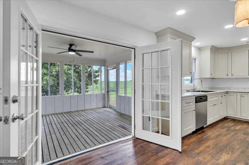 119 Haywood McDonald RD Cochran, GA 31014