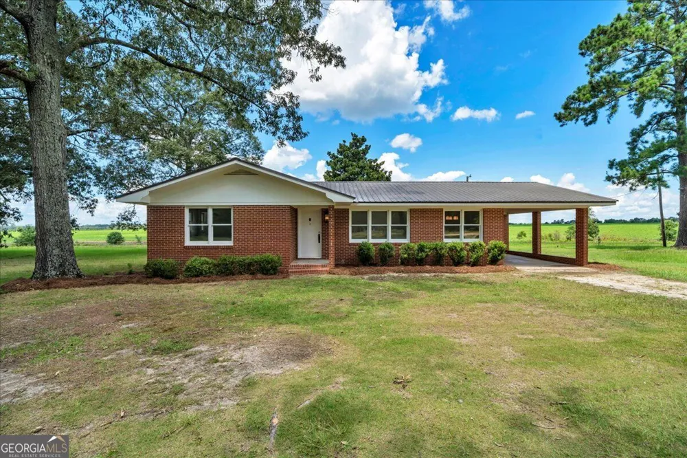 119 Haywood McDonald RD Cochran, GA 31014